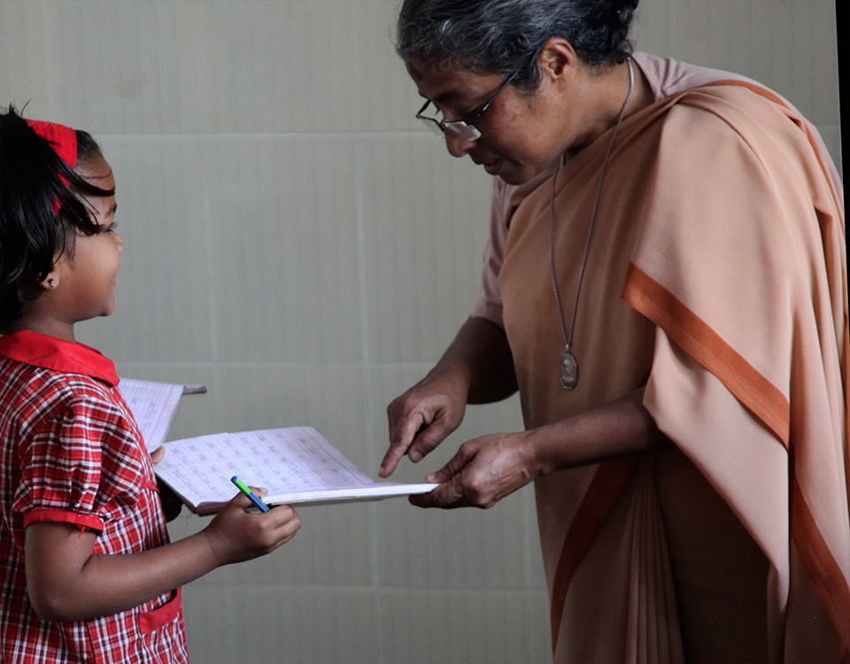 Volontari, amici, missionari - Il cuore dell'associazione sono le persone