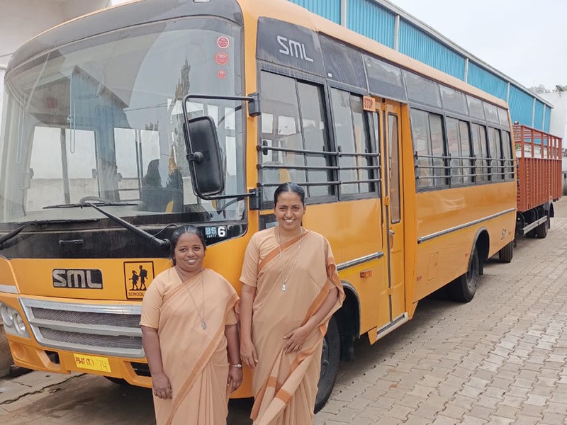 Canossiane_progetto_battili_minibus